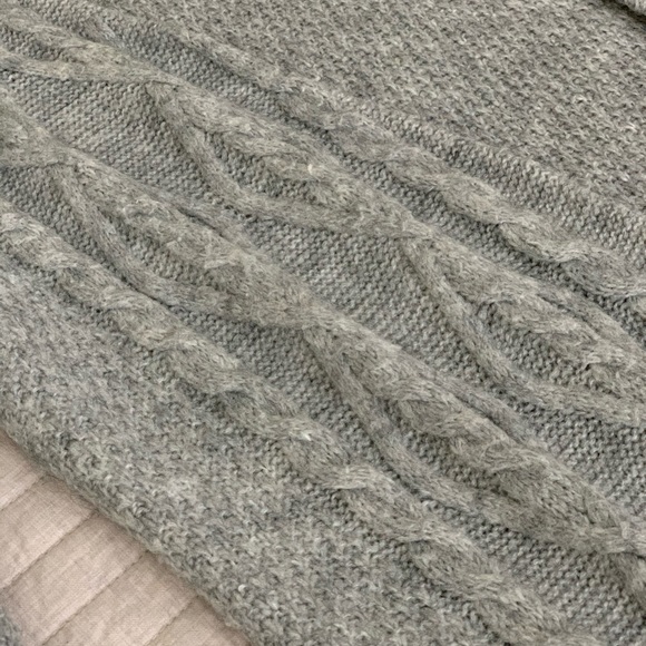 H&M Cardi - Picture 5 of 5